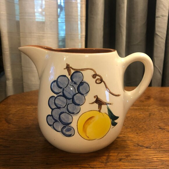 Stangl Fruit Pattern Pottery Pitchers Set of 3 Pint Half Pint 6oz Creamer Milk P - Picture 4 of 11